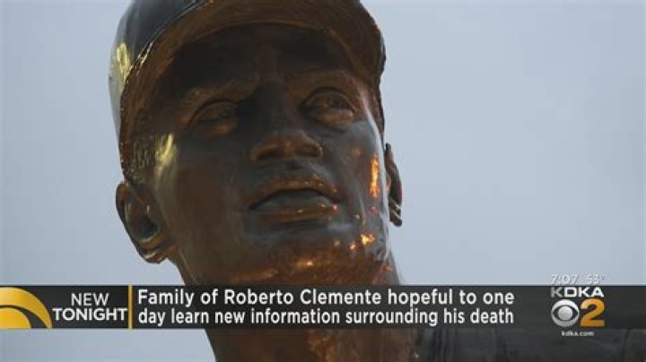 How high is the Clemente wall?